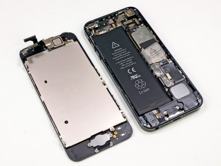 Разбираем iPhone 5 в домашних условиях  Инструкция к применению