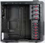 Thermaltake Dokker   Современные компьютерные корпуса